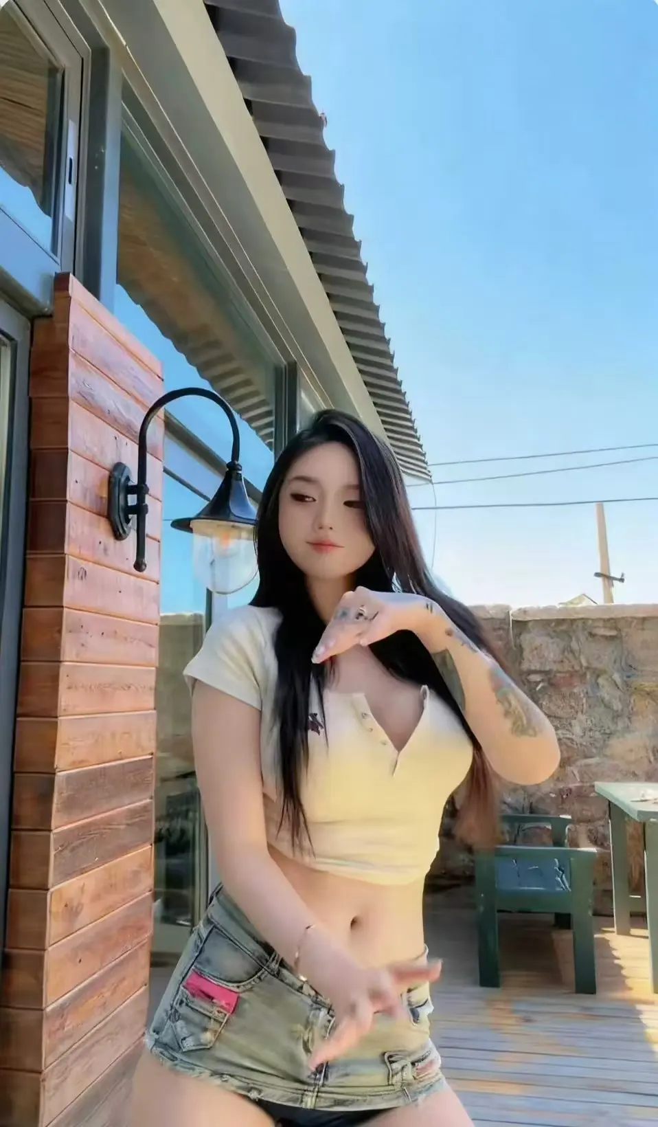 免费狂欢季-《Meena 成美男》高清全集中文版未删减版强势来袭-资源全面开放获取无广告在线观看-网盘便捷备份存储一次看遍Meena 成美男