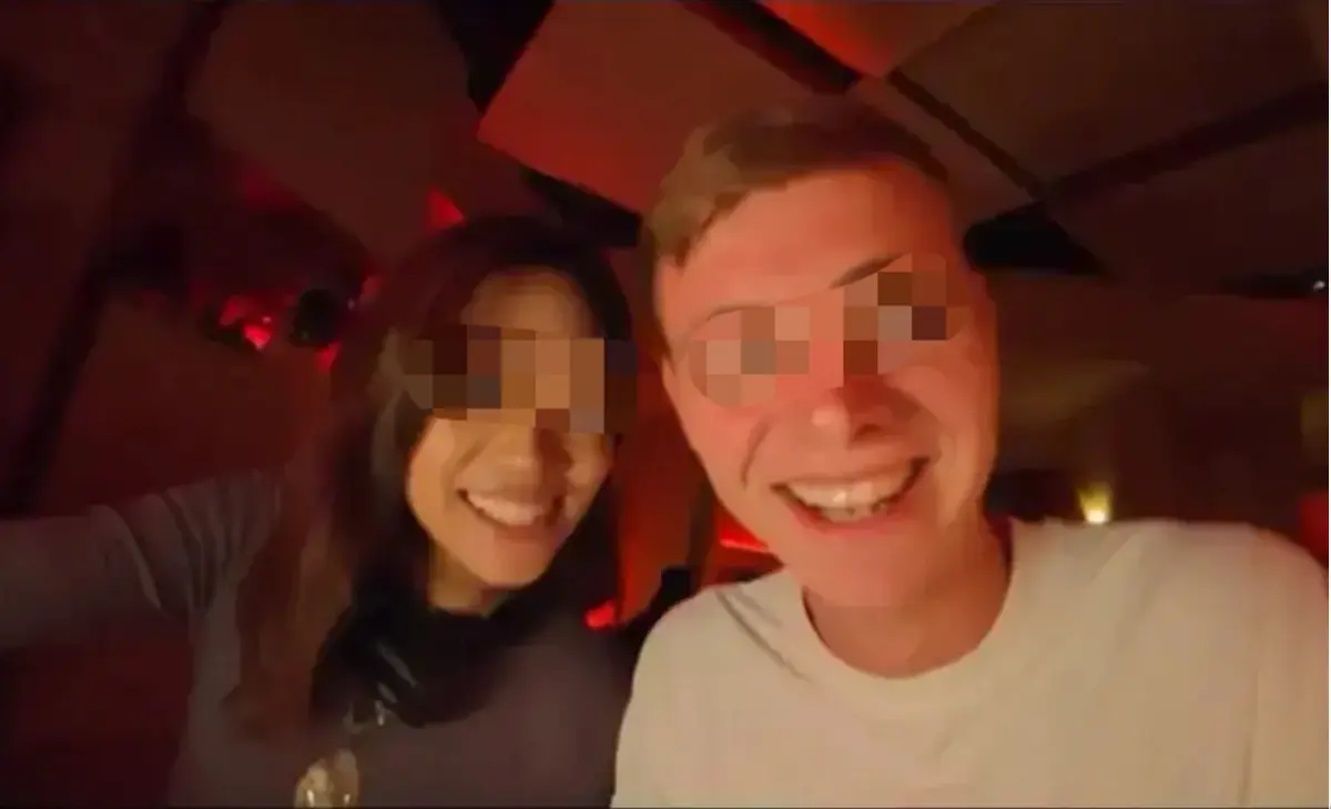 《西安麻辣烫女孩》全片HD高清在线看-海外UP主西安意外纪录无删减-全网同步免费观看《西安麻辣烫女孩》