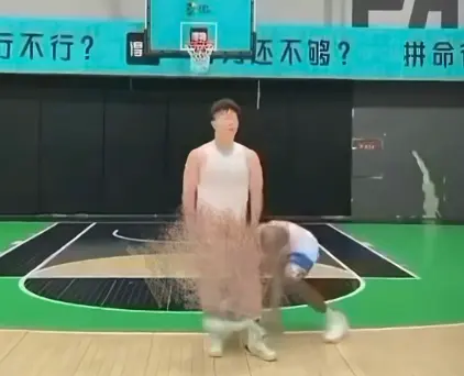 《牛教练的裤子》HD高清完整版在线观看-牛教练的裤子爆笑名场面全集-无广告免费观看高清资源