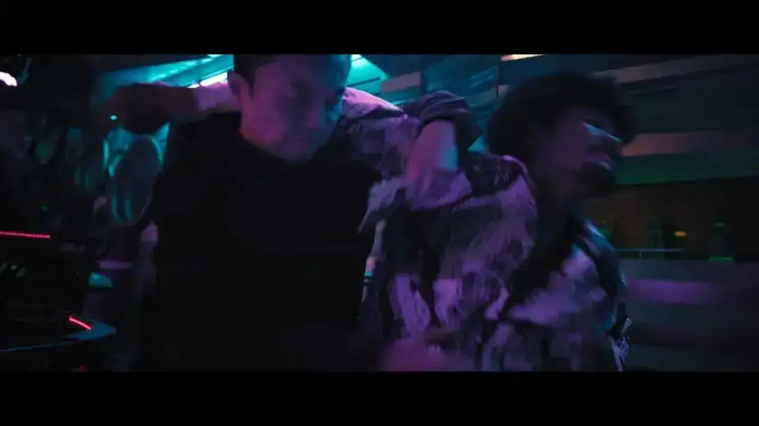 2026《火遮眼》-谢苗孤胆英雄动作片 HD 中字未删减完整版在线观看