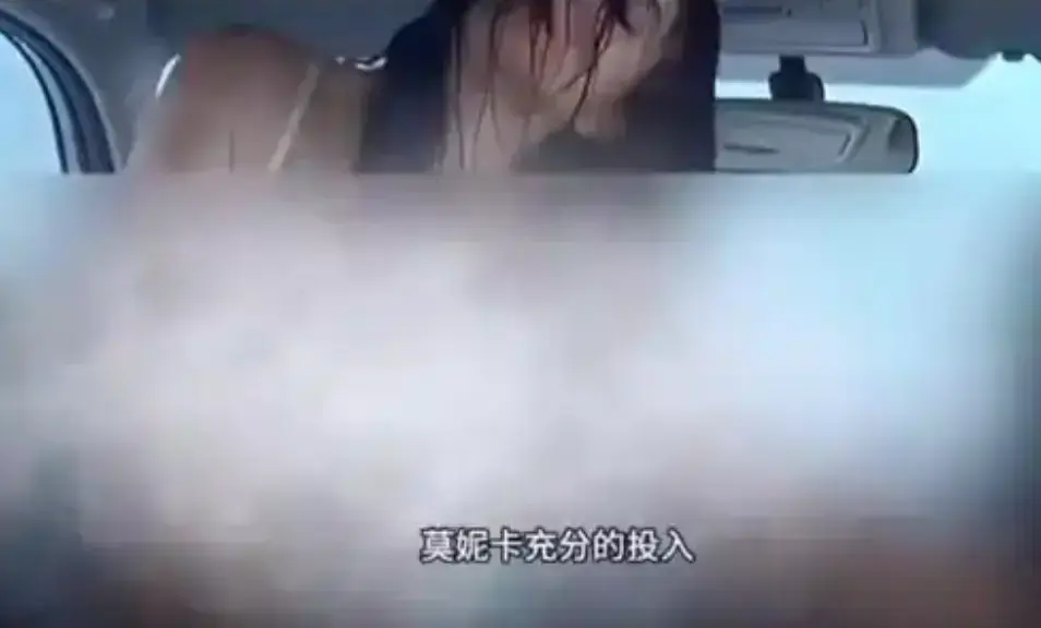 《爱我几何》-法国爱情电影《爱我几何》1080P高清画质免费在线观看-未删减版《爱我几何》无广告播放夸克网盘资源下载